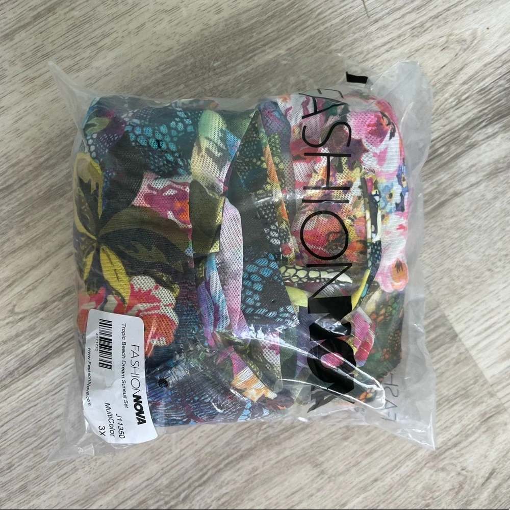 FashionNova Curve 2 piece sunset - Picture 6 of 6